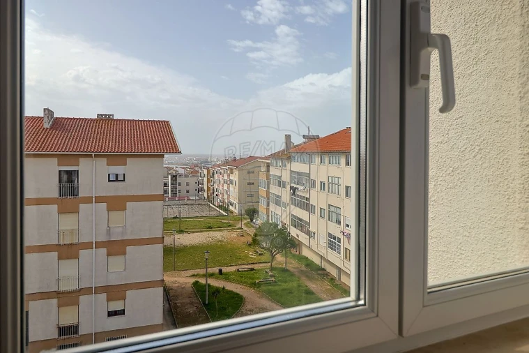 Apartamento T4 para Venda em Buarcos Foto 8