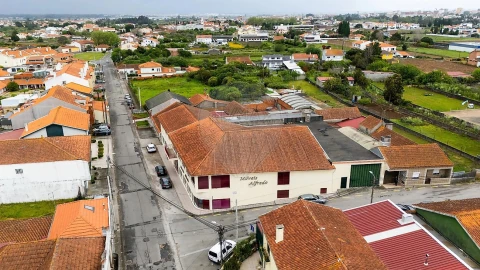 Loja para Venda em Aradas