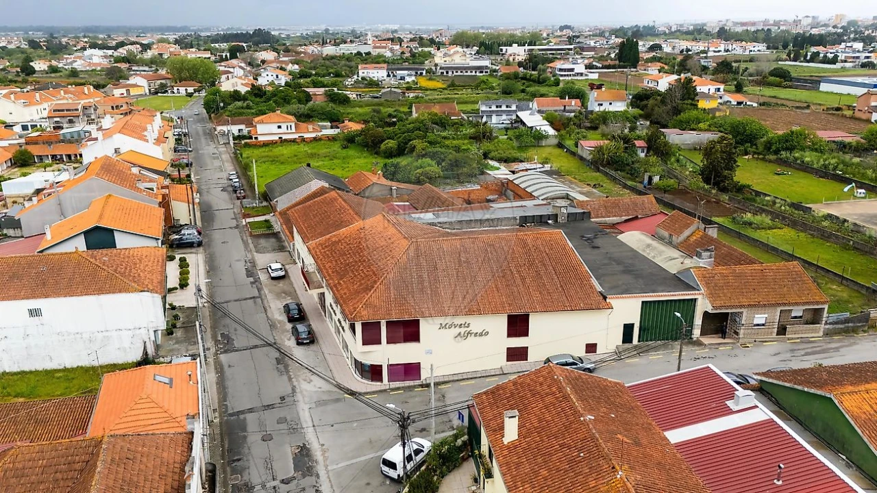 Loja para Venda em Aradas Foto 18