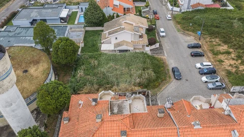 Terreno para Venda em Serzedo e Perosinho