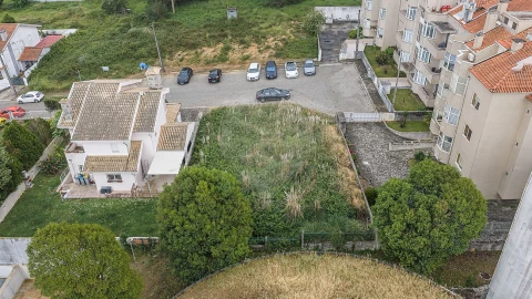 Terreno para Venda em Serzedo e Perosinho