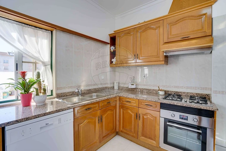 Apartamento T3 para Venda em Samora Correia Foto 11