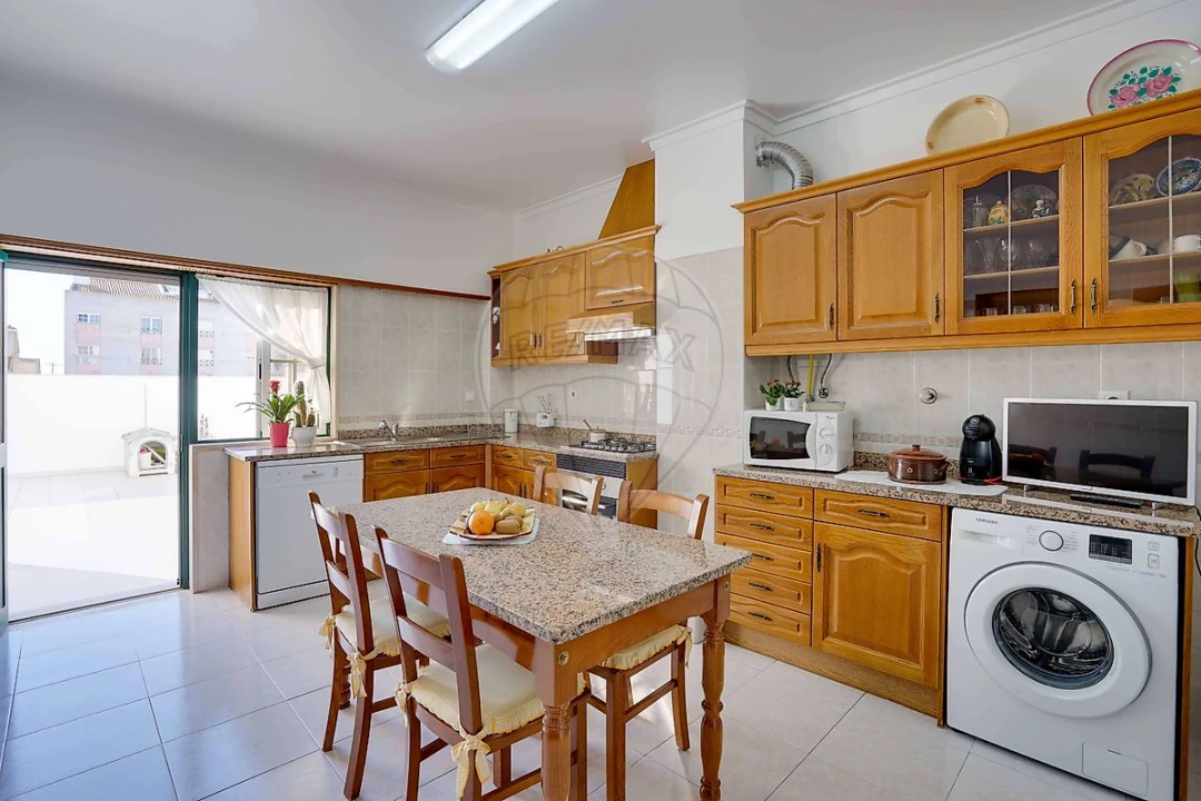 Apartamento T3 para Venda em Samora Correia Foto 6