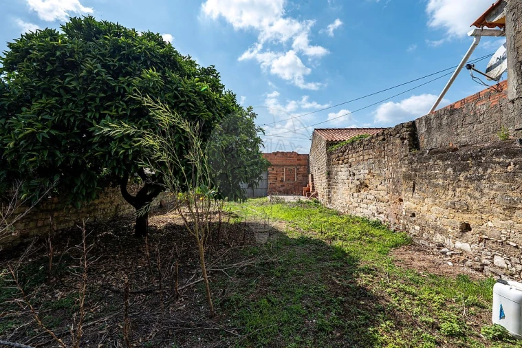 Moradia T0 para Venda em Rio Maior Foto 8