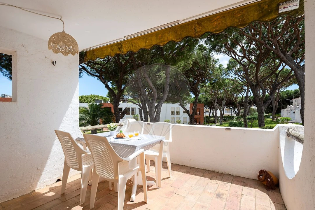 Apartamento T0 para Venda em Albufeira e Olhos de Água Foto 1