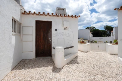 Apartamento T0 para Venda em Albufeira e Olhos de Água
