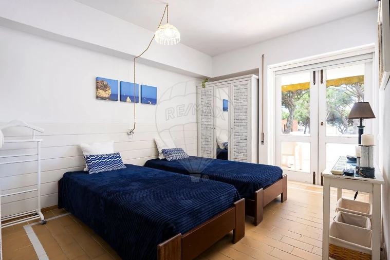 Apartamento T0 para Venda em Albufeira e Olhos de Água Foto 4