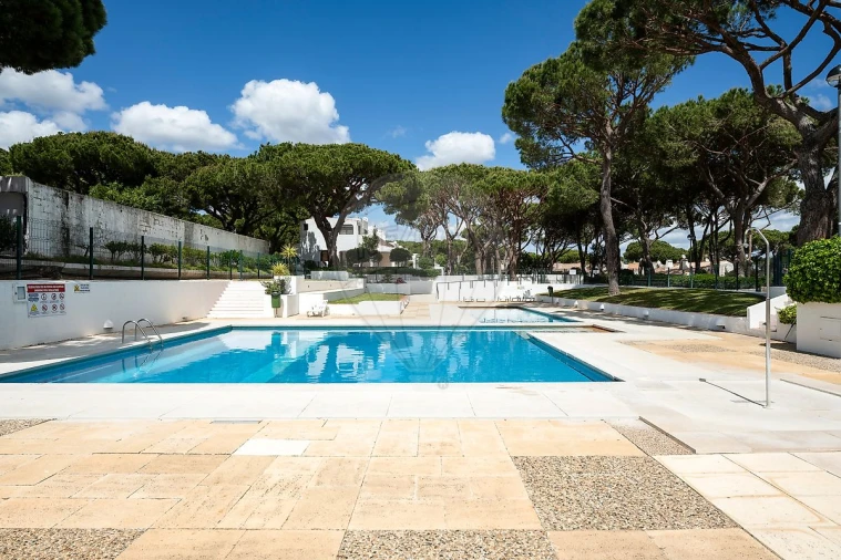 Apartamento T0 para Venda em Albufeira e Olhos de Água Foto 10