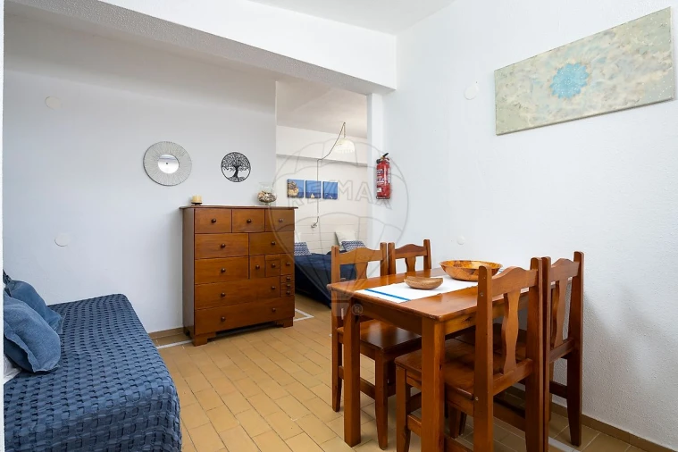 Apartamento T0 para Venda em Albufeira e Olhos de Água Foto 3