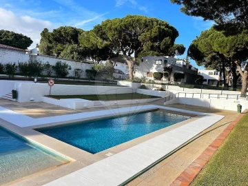 Apartamento T0 para Venda em Albufeira e Olhos de Água