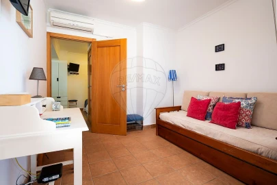 Apartamento T0 para Venda em Albufeira e Olhos de Água