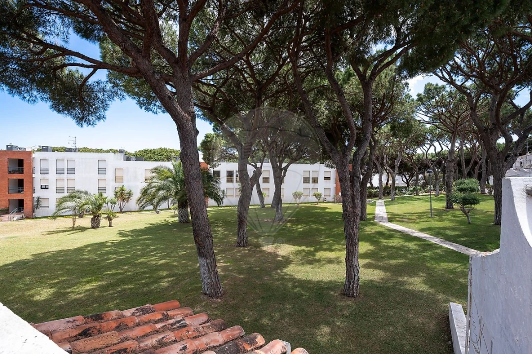 Apartamento T0 para Venda em Albufeira e Olhos de Água Foto 25