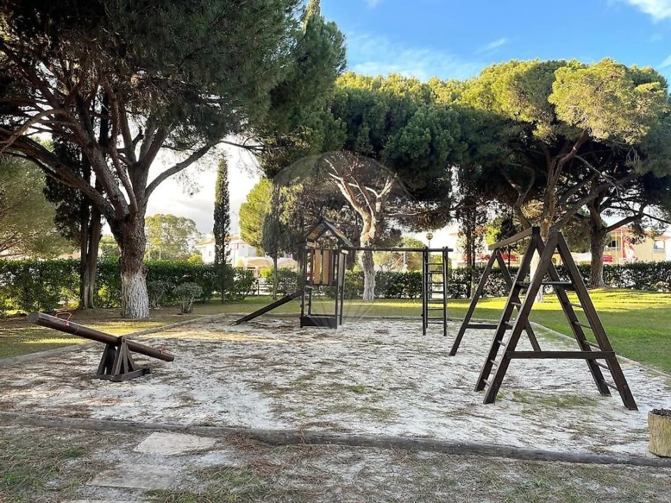 Apartamento T0 para Venda em Albufeira e Olhos de Água Foto 1