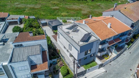 Moradia T4 para Venda em Fânzeres e São Pedro da Cova