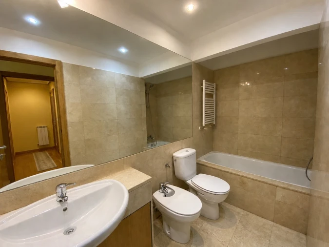 Apartamento T2 para Venda em Moreira Foto 11