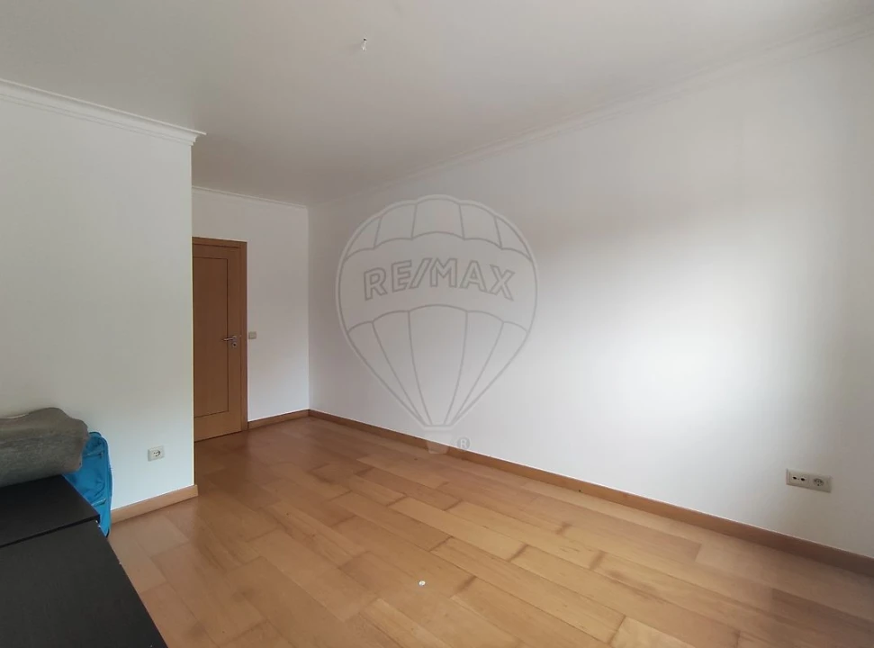 Moradia T5 para Venda em Assafarge e Antanhol Foto 5