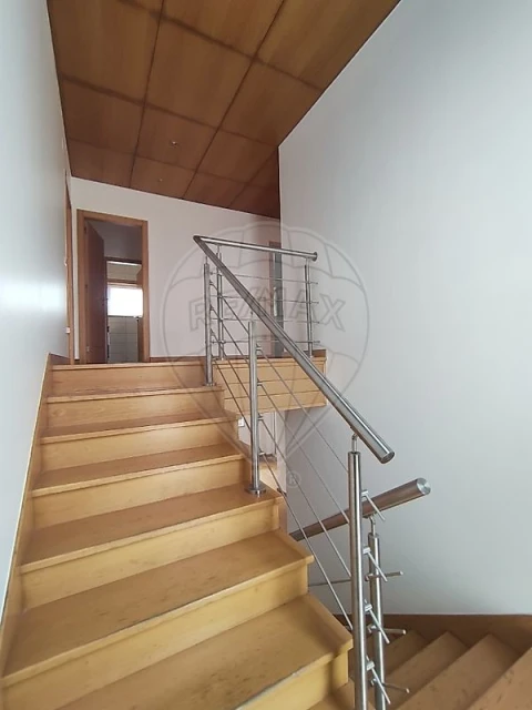 Moradia T5 para Venda em Assafarge e Antanhol