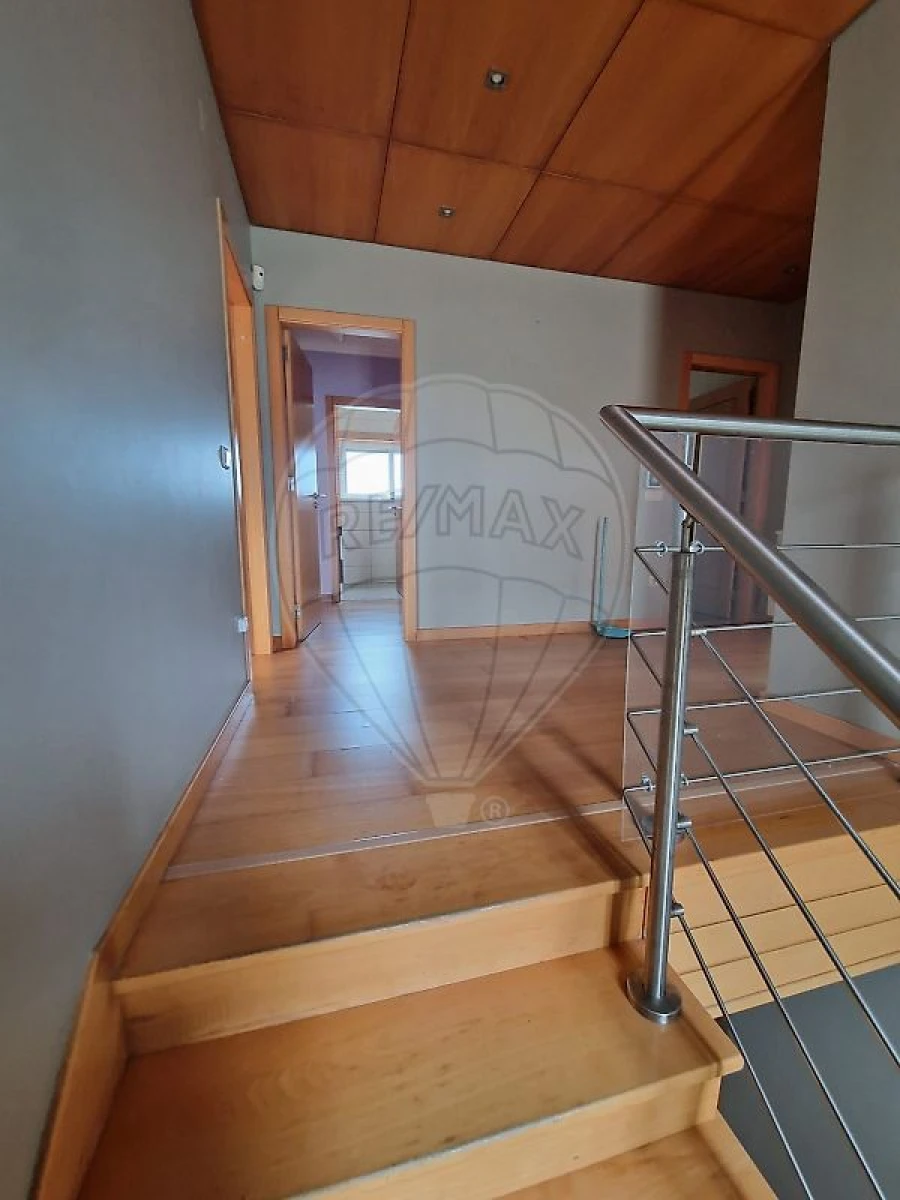Moradia T5 para Venda em Assafarge e Antanhol Foto 4