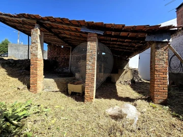 Moradia T4 para Venda em Pombeiro da Beira