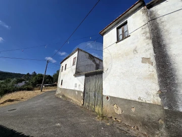 Moradia T4 para Venda em Pombeiro da Beira