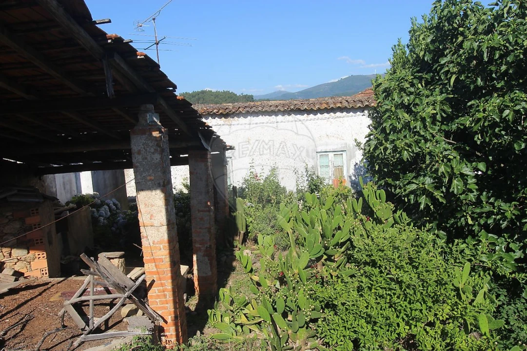 Moradia T4 para Venda em Pombeiro da Beira Foto 19