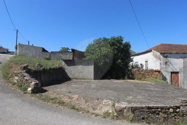 Moradia T4 para Venda em Pombeiro da Beira Foto 21