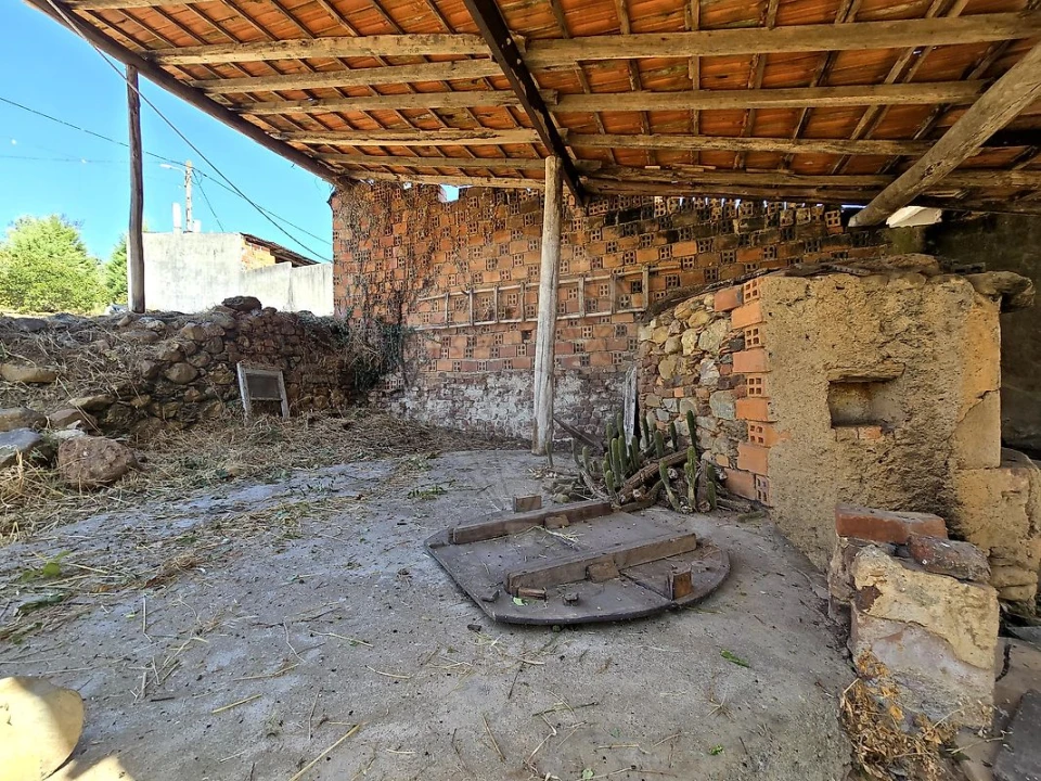 Moradia T4 para Venda em Pombeiro da Beira Foto 23