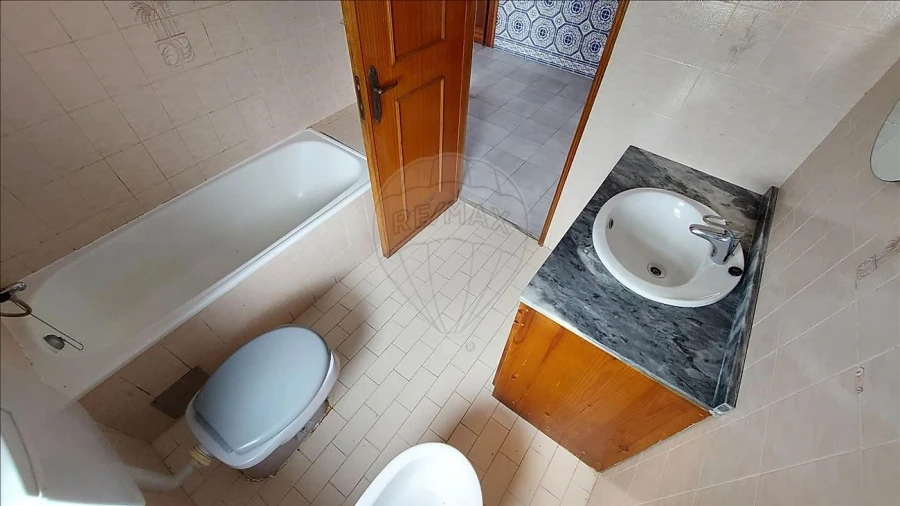 Apartamento T2 para Venda em Algueirão-Mem Martins Foto 4