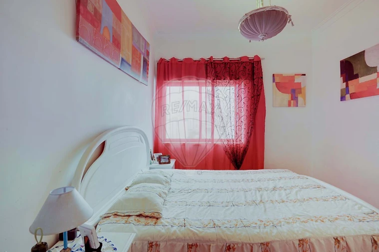 Apartamento T3 para Venda em Seixal, Arrentela e Aldeia de Paio Pires Foto 4