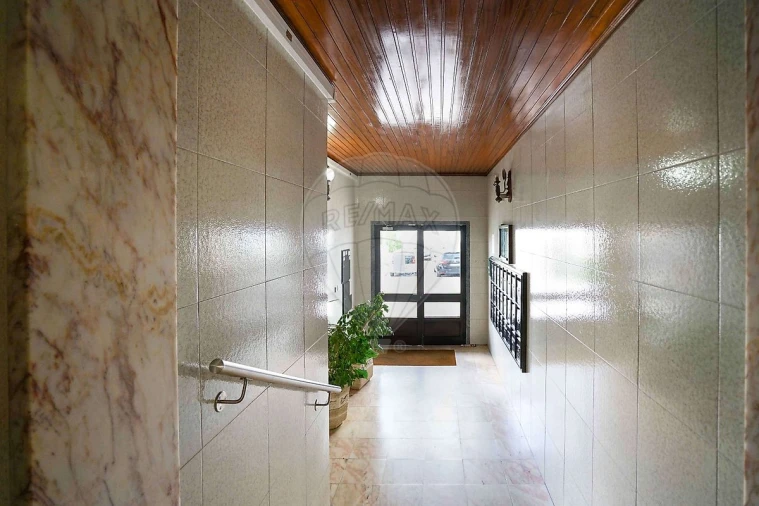 Apartamento T3 para Venda em Seixal, Arrentela e Aldeia de Paio Pires Foto 30