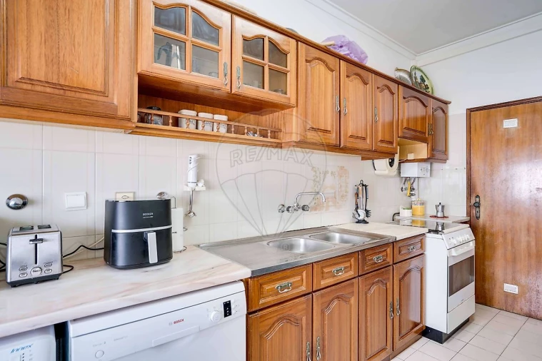 Apartamento T3 para Venda em Seixal, Arrentela e Aldeia de Paio Pires Foto 27