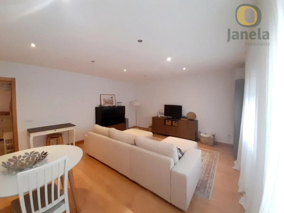 Apartamento T2 para Venda em Olhão Foto 7