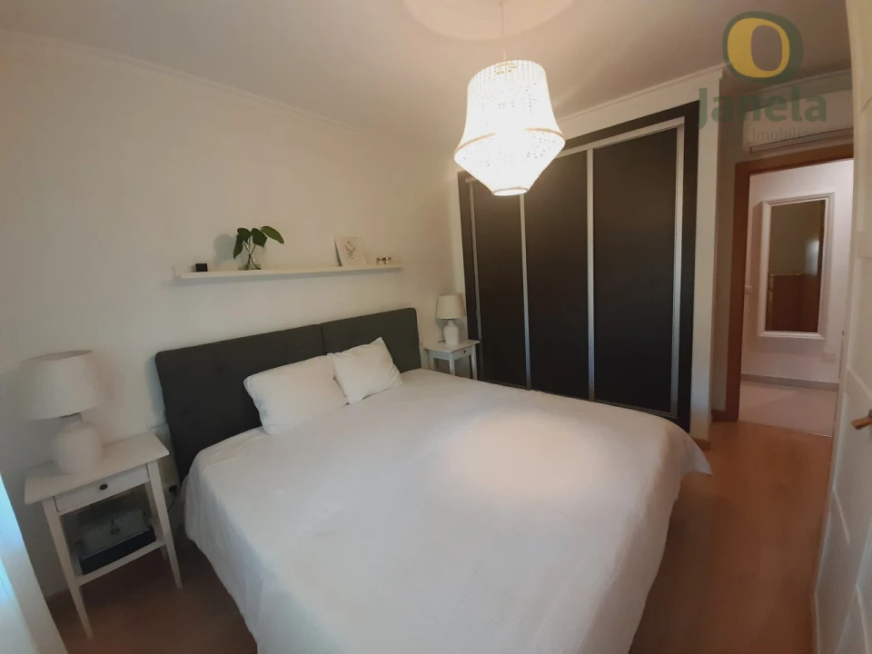 Apartamento T2 para Venda em Olhão Foto 11