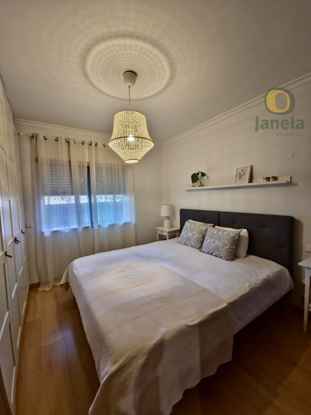 Apartamento T2 para Venda em Quelfes Foto 12