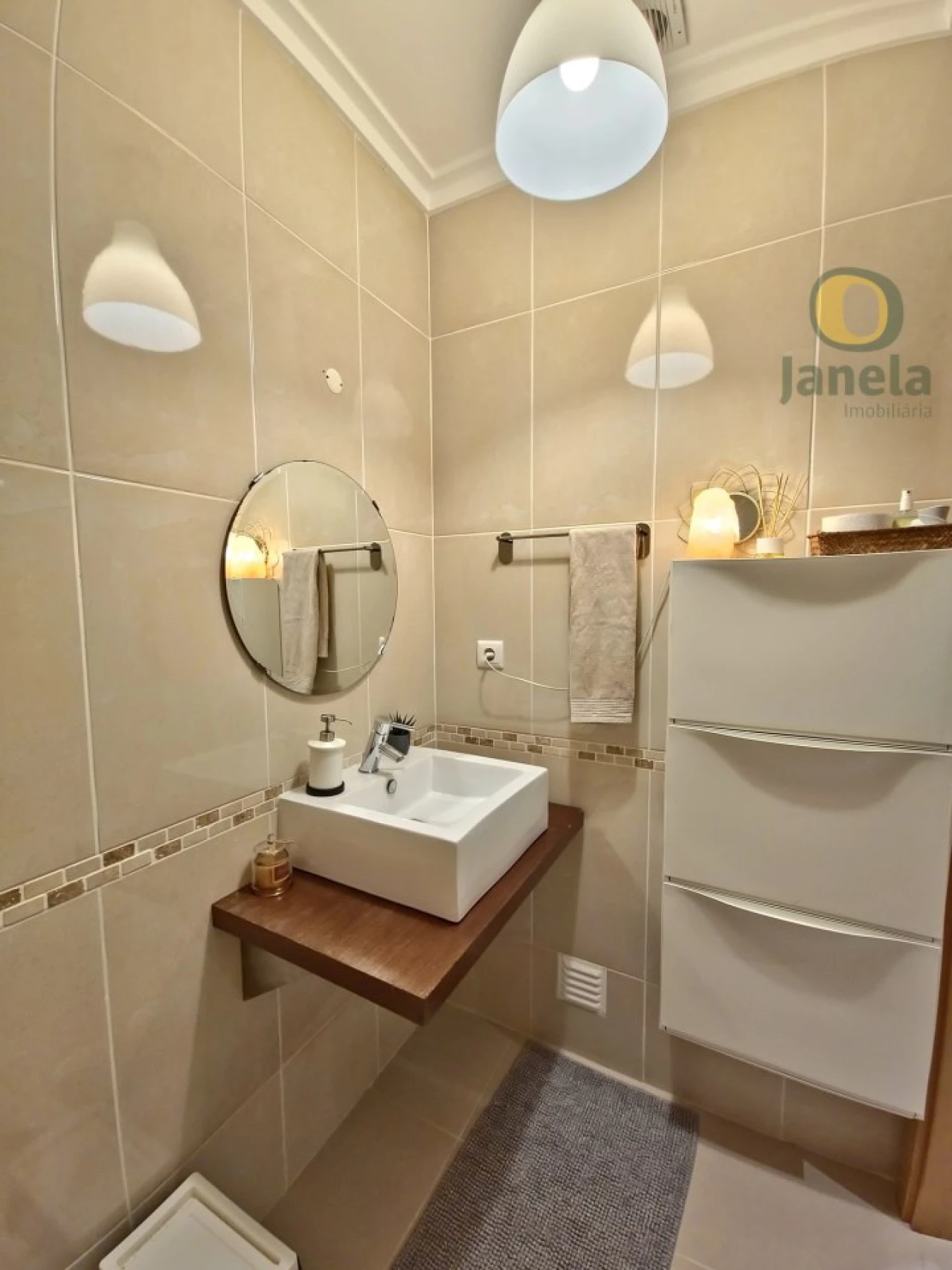 Apartamento T2 para Venda em Quelfes Foto 19