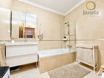 Apartamento T2 para Venda em Quelfes