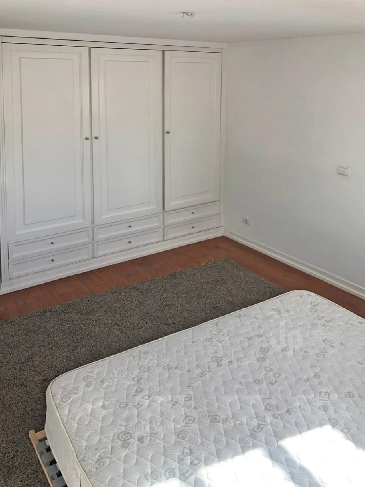 Apartamento T2 para Arrendamento em Misericórdia Foto 8