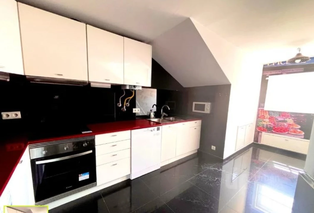 Apartamento T2 para Arrendamento em Misericórdia Foto 5