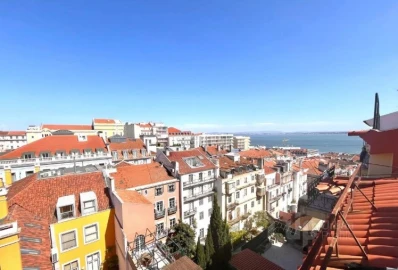 Apartamento T2 para Arrendamento em Misericórdia