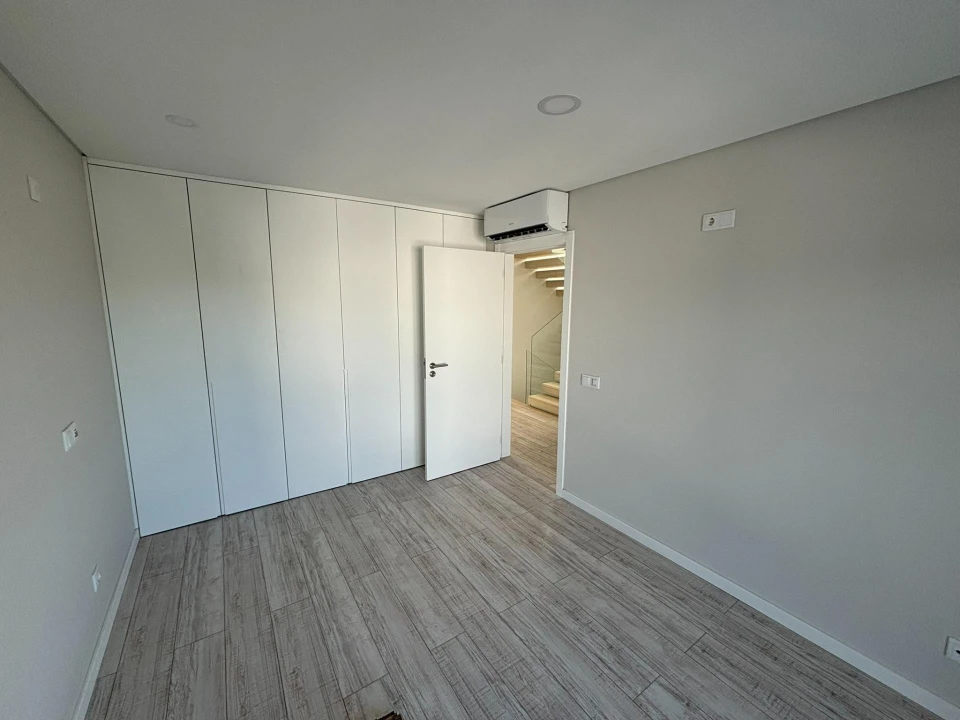 Moradia T5 para Venda em União das Freguesias de Setúbal Foto 11
