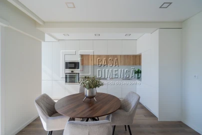 Apartamento T3 para Venda em Benfica