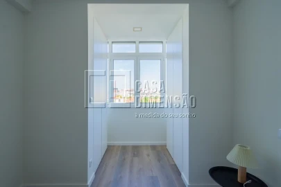 Apartamento T3 para Venda em Benfica