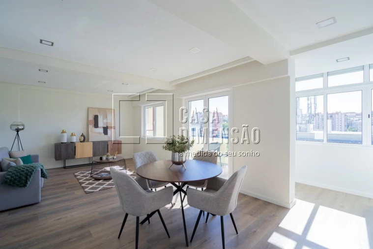 Apartamento T3 para Venda em Benfica Foto 35