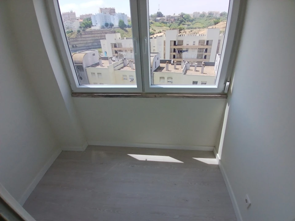 Apartamento T2 para Venda em Penha de França Foto 16