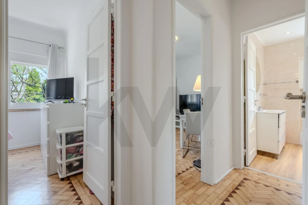 Apartamento T1 para Venda em Odivelas Foto 6