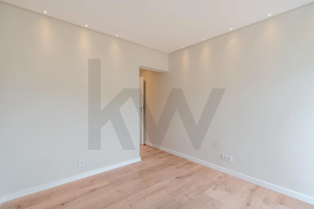 Apartamento T3 para Venda em Alcabideche Foto 17