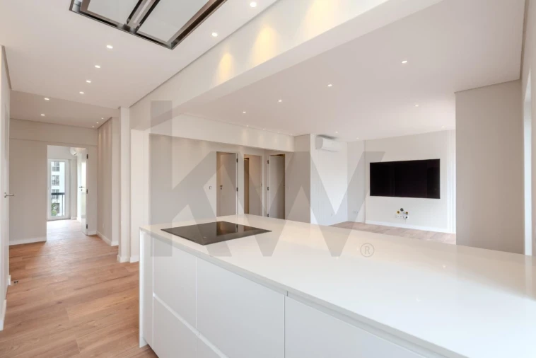 Apartamento T3 para Venda em Alcabideche Foto 10