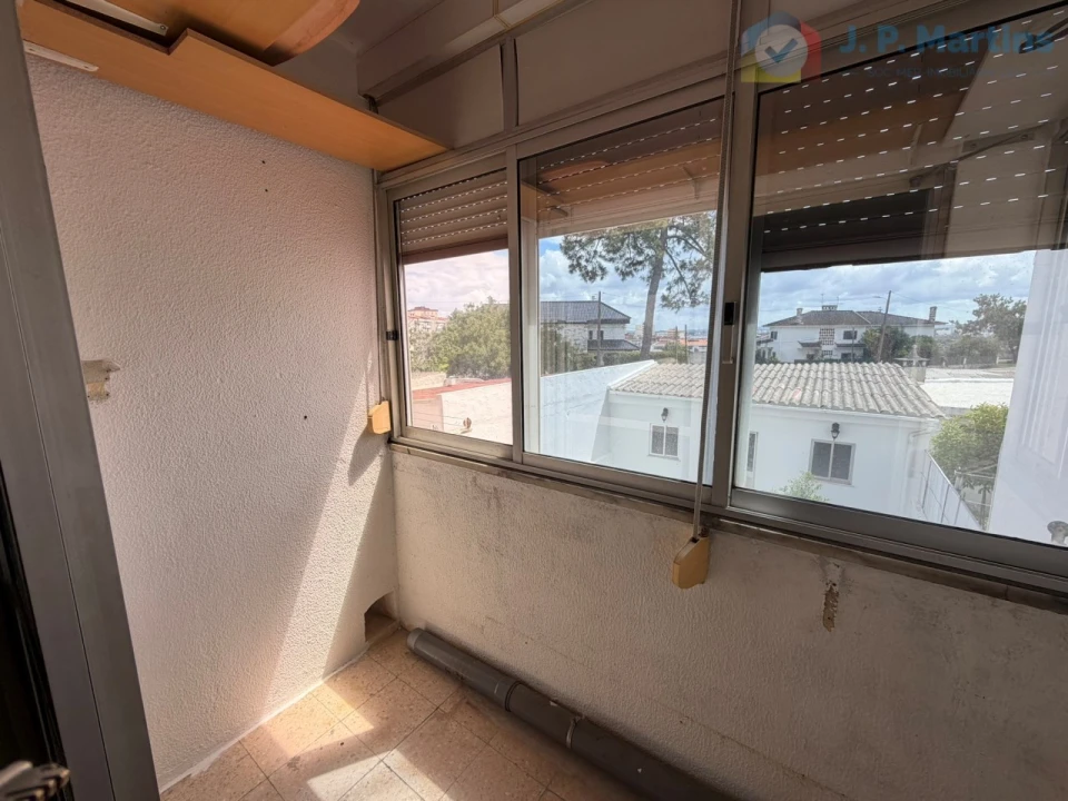 Apartamento T2 para Venda em Laranjeiro e Feijó Foto 9