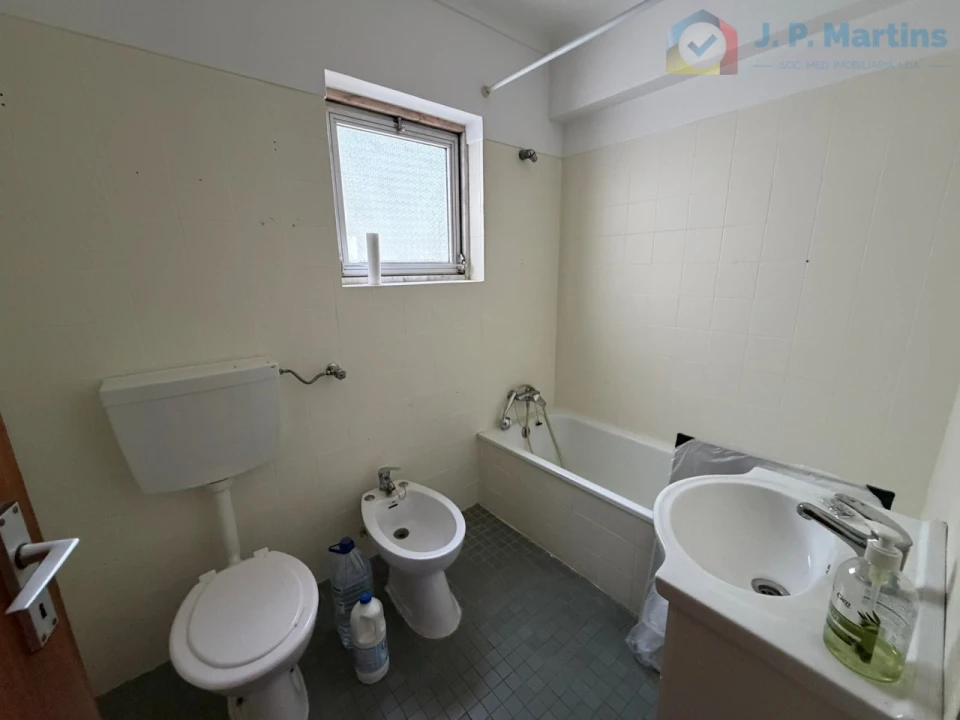 Apartamento T2 para Venda em Laranjeiro e Feijó Foto 17