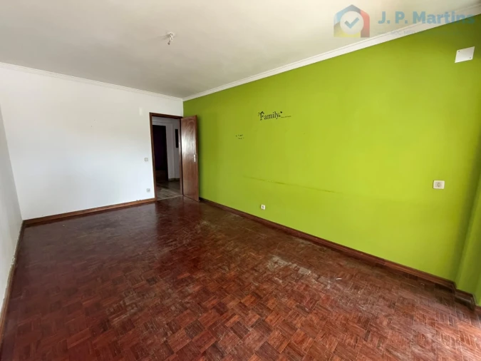 Apartamento T2 para Venda em Laranjeiro e Feijó Foto 8